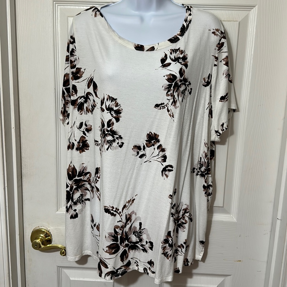 Maurice’s Lightweight Loose Fitting Tee - Black and White - Size 3x
